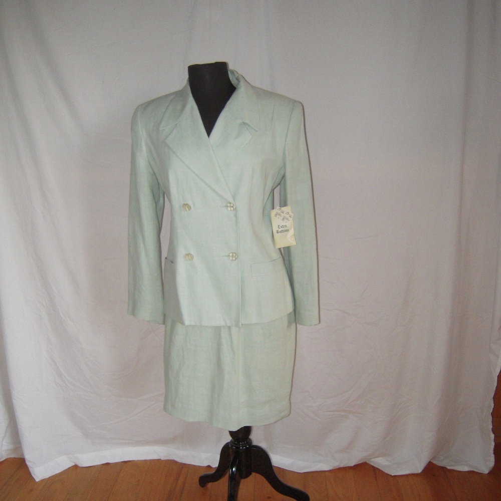 Barami tailored suit & skirt aqua green color NEW
